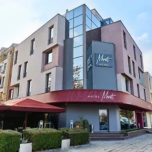 Monet Hotel