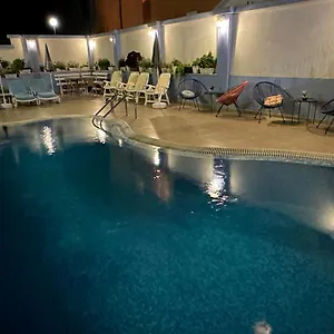 family-hotel-hedi.sozopol-hotels.com/